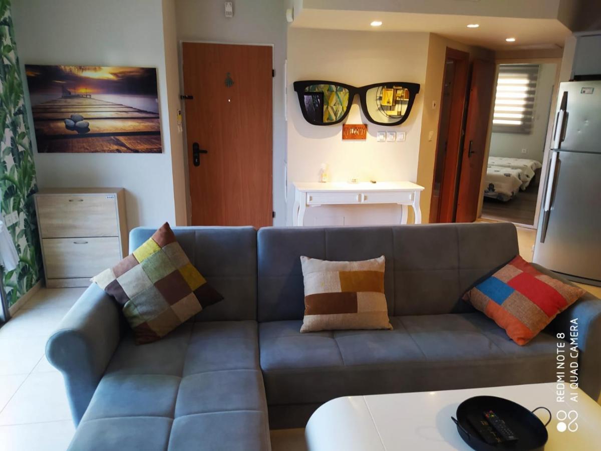 Apartment Amdar Village With Garden Eilat Bagian luar foto